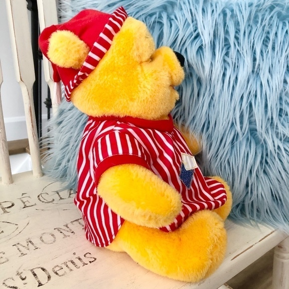 Disney, Winnie the Pooh, Vintage 1998, Stuffed Pooh Bear Wearing Pyjamas, Plush - Picture 3 of 14